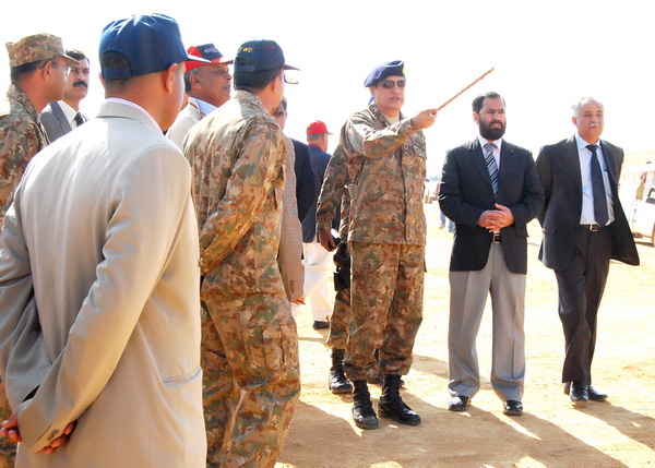 Commander-5-Corps-Lt.-Gen-Sajjad-Ghani-HIM-Visited-DHA-City-Karachi-DCK-2
