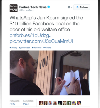 jan-koum-signing-agreement-whatsapp